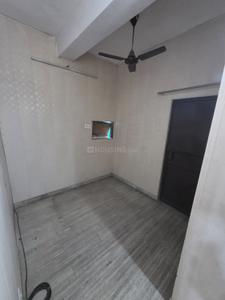 Bedroom Image of 1400 Sq.ft 3.5 BHK Apartment / Flat for rent in Ekta Apartments, Paschim Vihar New Delhi for Rs. 37000