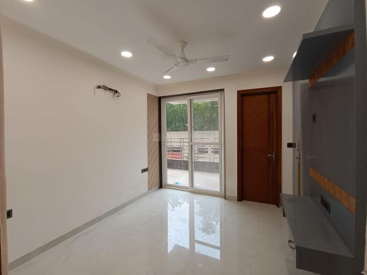 Aastha Kunj Apartments Main Image 1