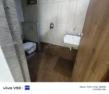 Bathroom Image of 1215 Sq.ft 2 BHK Apartment / Flat for rent in Venus Parkland, Vejalpur Ahmedabad for Rs. 20000