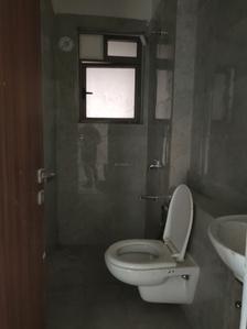 Common Bathroom Image of 1050 Sq.ft 2.5 BHK Apartment / Flat for sale in Sheth Auris Bliss, Malad West Mumbai for Rs. 24500000