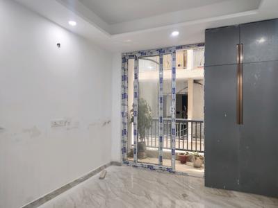 Bedroom Image of 800 Sq.ft 2 BHK Apartment / Flat for rent in Chhattarpur New Delhi for Rs. 24000