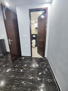 Bedroom Image of 1000 Sq.ft 2 BHK Builder Floor for rent in Swaraj Homes RWA Sant Nagar, Sant Nagar New Delhi for Rs. 45000
