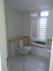 Bathroom Image of 1980 Sq.ft 3 BHK Apartment / Flat for sale in Jaypee Moon Court, Jaypee Greens Greater Noida for Rs. 29800000