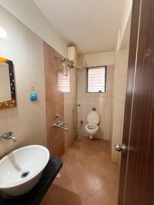 Bathroom Image of 900 Sq.ft 2 BHK Apartment / Flat for sale in Sudarshan Sky Garden, Kasarvadavali Thane for Rs. 9450000