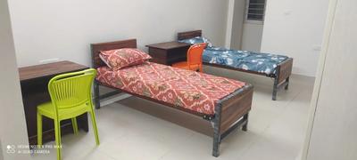 Bedroom Image of SR PG FOR GIRLS in Gandhi Nagar, Jammu