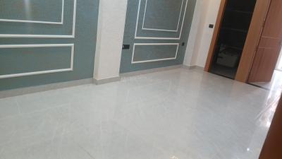 Living Room Image of 1000 Sq.ft 2 BHK Apartment / Flat for sale in Sector 110 Noida for Rs. 3500000