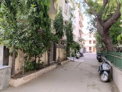 Gated Community Images of 1782 Sq.ft 3 BHK Builder Floor for sale in Surya enclave, Paschim Vihar New Delhi for Rs. 32500000
