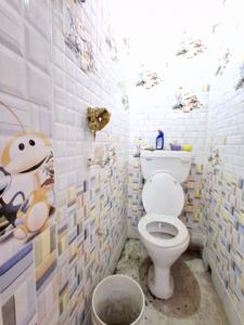 Bathroom Image of 1080 Sq.ft 3 BHK Apartment / Flat for sale in Keshtopur Kolkata for Rs. 4100000