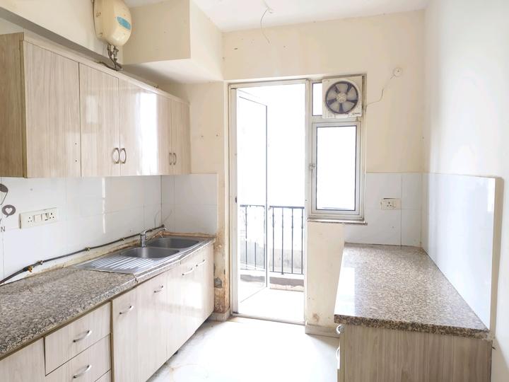 DLF New Town Heights 3 Main Image 1