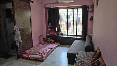 Living Room Image of 500 Sq.ft 1 BHK Apartment / Flat for sale in Dahisar East Mumbai for Rs. 9000000