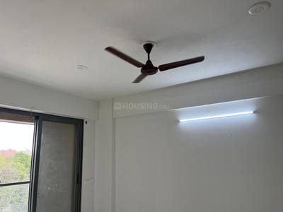 Bedroom Image of 1550 Sq.ft 3 BHK Apartment / Flat for rent in Serenity Life, Vaishno Devi Circle Ahmedabad for Rs. 24000
