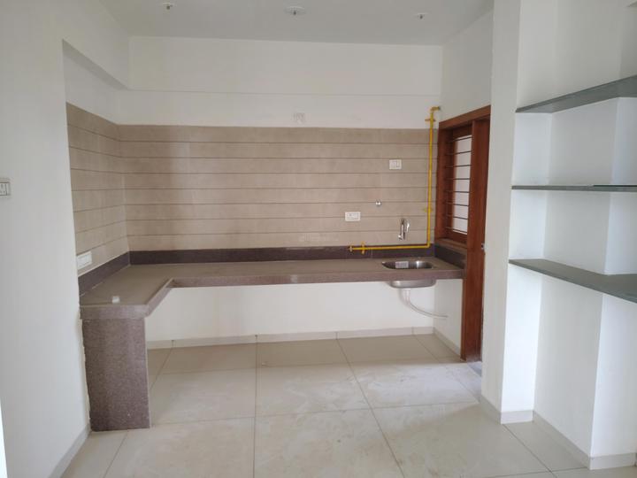 Shivalay Sky Elegante Main Image 1