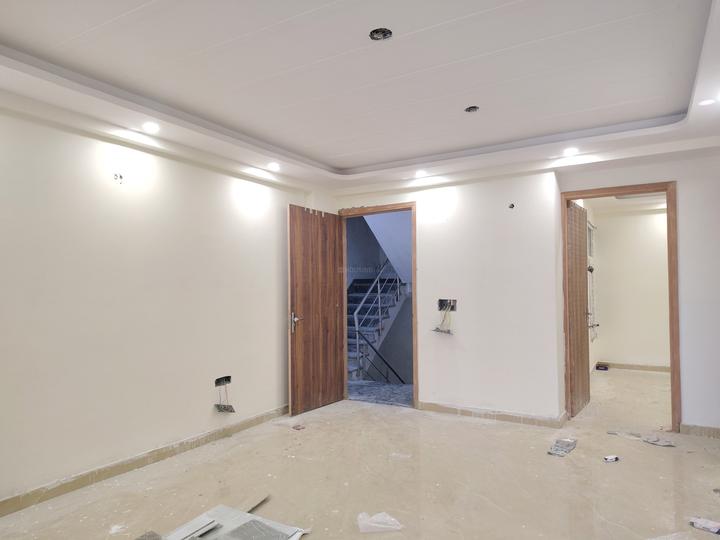 Aggarwal  associate Main Image 1