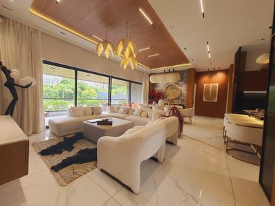 Hall Image of 2700 Sq.ft 4 BHK Apartment / Flat for sale in New Alkapuri Vadodara for Rs. 18500000