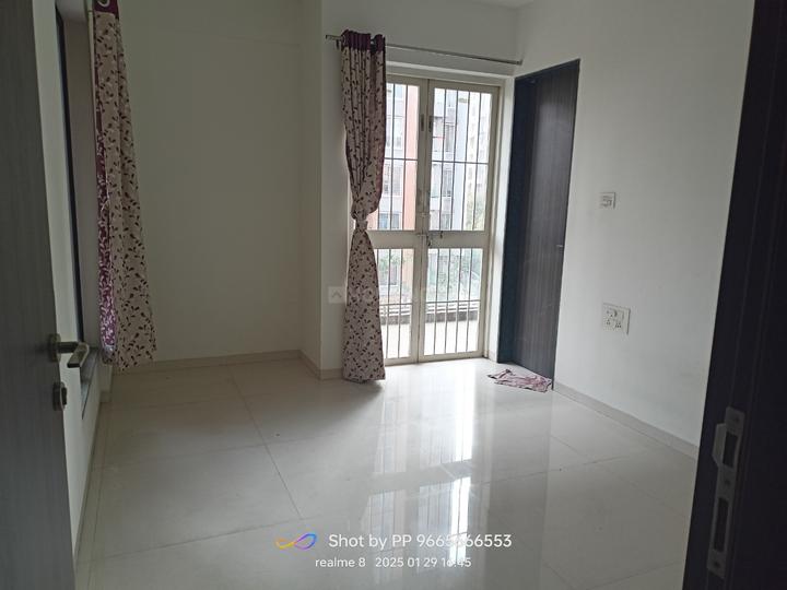 Elanza Bedroom 1