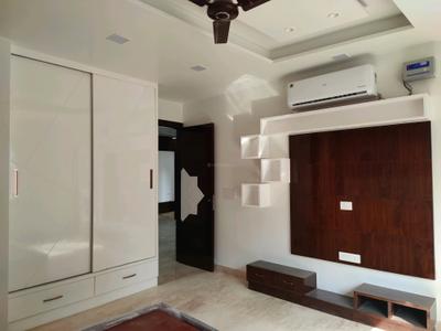 Bedroom Image of 1100 Sq.ft 4 BHK Builder Floor for sale in Sector 24 Rohini New Delhi for Rs. 18500000