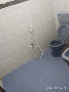 Bathroom Image of 3000 Sq.ft 3 BHK Independent House for rent in Somarasempettai Tiruchirappalli for Rs. 20000