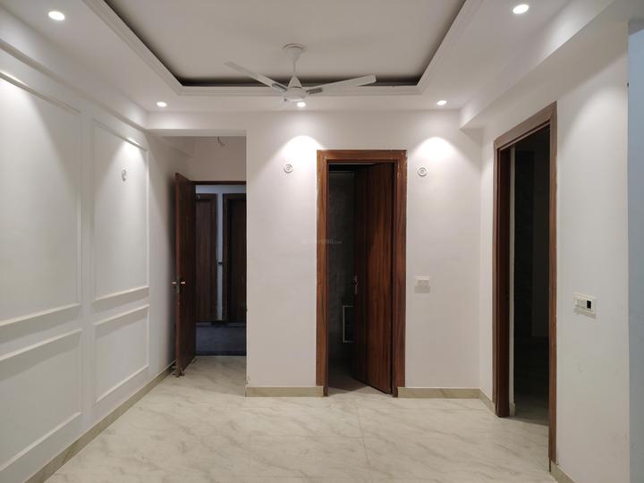 The Ultima 107 Main Image 1