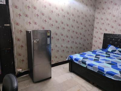 Bedroom Image of 400 Sq.ft 1 RK Builder Floor for rent in Dwarka Mor New Delhi for Rs. 9000