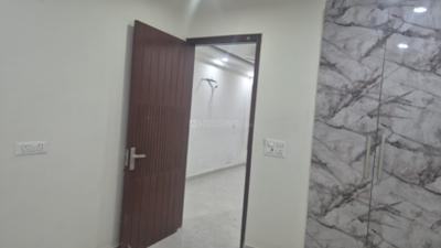 Bedroom Image of 850 Sq.ft 2 BHK Builder Floor for rent in Chhattarpur New Delhi for Rs. 22000