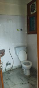 Bathroom Image of 1150 Sq.ft 2.5 BHK Apartment / Flat for rent in Oriental Apartment, Sector 62 Noida for Rs. 26000