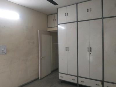 Bedroom Image of 1100 Sq.ft 2 BHK Apartment / Flat for sale in Paschim Vihar New Delhi for Rs. 16500000