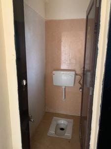 Bathroom Image of 808 Sq.ft 2 BHK Apartment / Flat for sale in Squarefeet Grand Square, Kasarvadavali Thane for Rs. 7500000