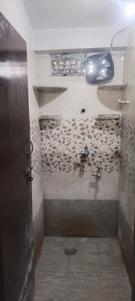 Bathroom Image of 800 Sq.ft 2 BHK Apartment / Flat for rent in Sayeedabad Hyderabad for Rs. 10000