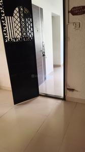 Image of 320 Sq.ft 1 RK Apartment / Flat for rent in Borivali West, Mumbai for Rs. 18000