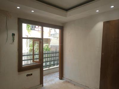 Bedroom Image of 1320 Sq.ft 4 BHK Builder Floor for sale in Mahavir Enclave New Delhi for Rs. 15000000