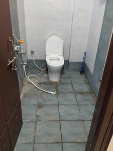 Bathroom Image of 1750 Sq.ft 3 BHK Builder Floor for rent in Financial District Hyderabad for Rs. 52000