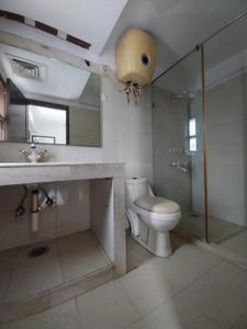 Bathroom Image of 5400 Sq.ft 5 BHK Villa for sale in Sector 14 Noida for Rs. 186000000