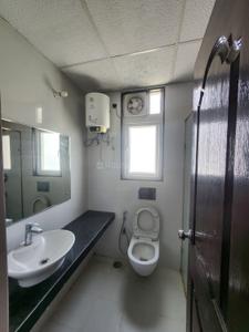 Bathroom Image of 1400 Sq.ft 2 BHK Apartment / Flat for rent in Chandra Panorama, Ahmamau Lucknow for Rs. 25000
