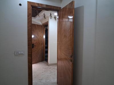 Bedroom Image of 1650 Sq.ft 3.5 BHK Apartment / Flat for sale in Capital Home 102, Sector 102 Noida for Rs. 6700000
