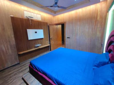 Bedroom Image of 2280 Sq.ft 3 BHK Apartment / Flat for sale in Iscon Platinum, Bopal Ahmedabad for Rs. 16000000