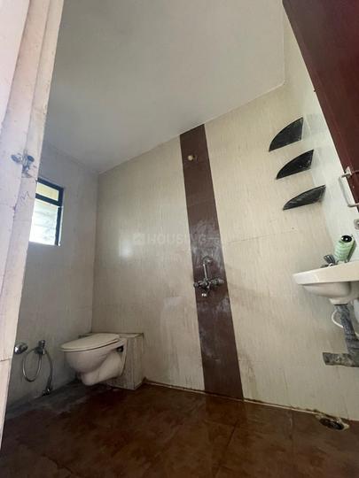 SM consultancy Bathroom 1