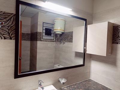 Bathroom Image of 435 Sq.ft 1 RK Apartment / Flat for sale in Paramount Pine And Oak Studio, Surajpur Greater Noida for Rs. 2995000