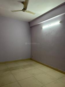 Image of 1300 Sq.ft 3 BHK Apartment / Flat for rent in Arya Nagar Apartments, Patparganj, New Delhi for Rs. 45000