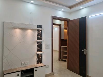 Bedroom Image of 1300 Sq.ft 4 BHK Apartment / Flat for sale in Chandra Park New Delhi for Rs. 10500000