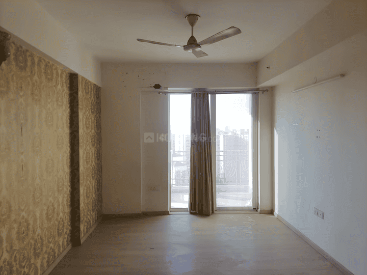 DLF Regal Gardens Main Image 1