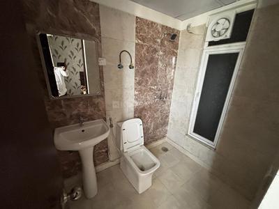 Bathroom Image of 860 Sq.ft 2 BHK Apartment / Flat for rent in Marina Suites , Mahurali Ghaziabad for Rs. 25000