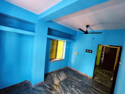 Bedroom Image of 750 Sq.ft 2 BHK Apartment / Flat for rent in Airport Gate no. 1 Kolkata for Rs. 10000