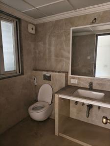 Bathroom Image of 5000 Sq.ft 4 BHK Apartment / Flat for sale in Atur Salisbury Towers, Gultekdi Pune for Rs. 80000000
