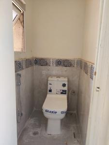 Bathroom Image of 600 Sq.ft 1 BHK Apartment / Flat for rent in Signature Global Golf Green, Sector 79 Gurgaon for Rs. 20000