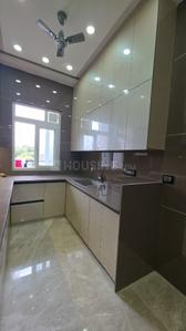 Kitchen Image of 900 Sq.ft 3 BHK Builder Floor for rent in Pitampura New Delhi for Rs. 42000