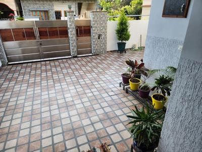 Balcony Image of 2000 Sq.ft 2 BHK Builder Floor for rent in Wild Life Colony Dehradun for Rs. 25000
