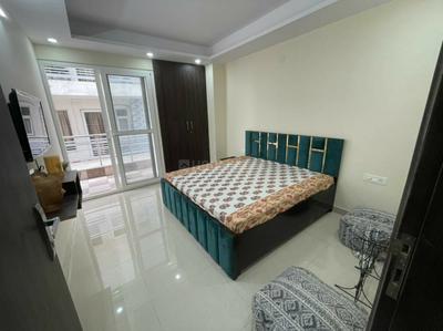 Bedroom Image of 933 Sq.ft 1 BHK Independent House for rent in Sector 46 Gurgaon for Rs. 35000