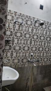 Image of 1200 Sq.ft 2 BHK Duplex for rent in Kalli Pashchim, Lucknow for Rs. 8000