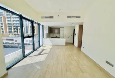 Image of 833 Sq.ft 1 BHK Apartment / Flat for sale in Nad Al Sheba, Dubai for Rs. 36374000