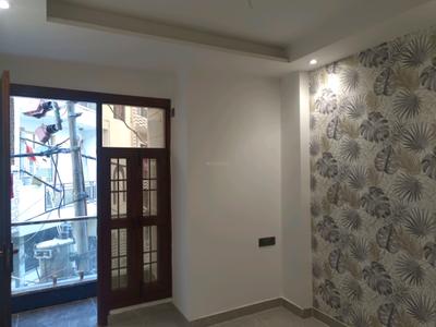 Bedroom Image of 530 Sq.ft 2 BHK Apartment / Flat for sale in Mahavir Enclave New Delhi for Rs. 6200000